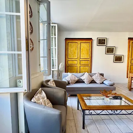 Maison De Au Coeur D'une Bastide Historique Apartment