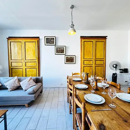 Maison De Au Coeur D'une Bastide Historique